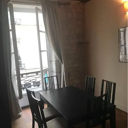 Notre Dame Apartman